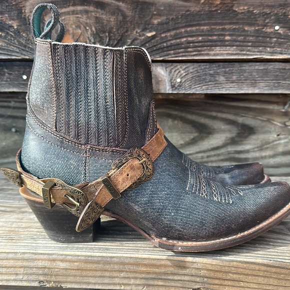 Corral cowgirl/cowboy boots - Picture 7 of 9